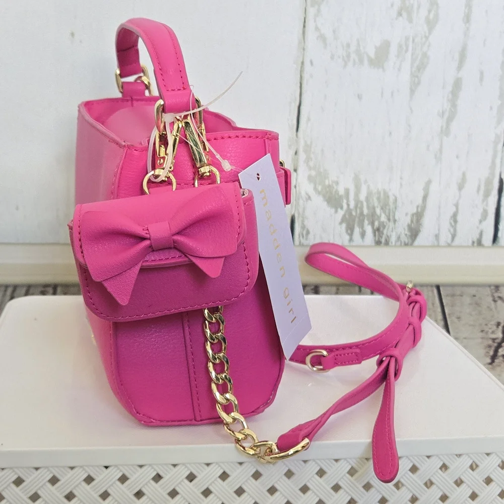 NWT Madden Girl Magenta Mini Tote Leather with Gold Chain And Earbud Pouch - Picture 14 of 17